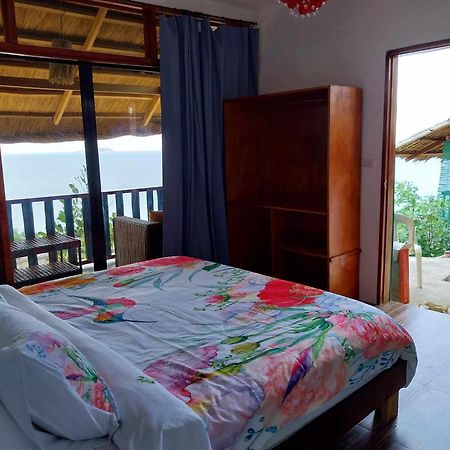 Miley Lodging Restobar New Busuanga 外观 照片