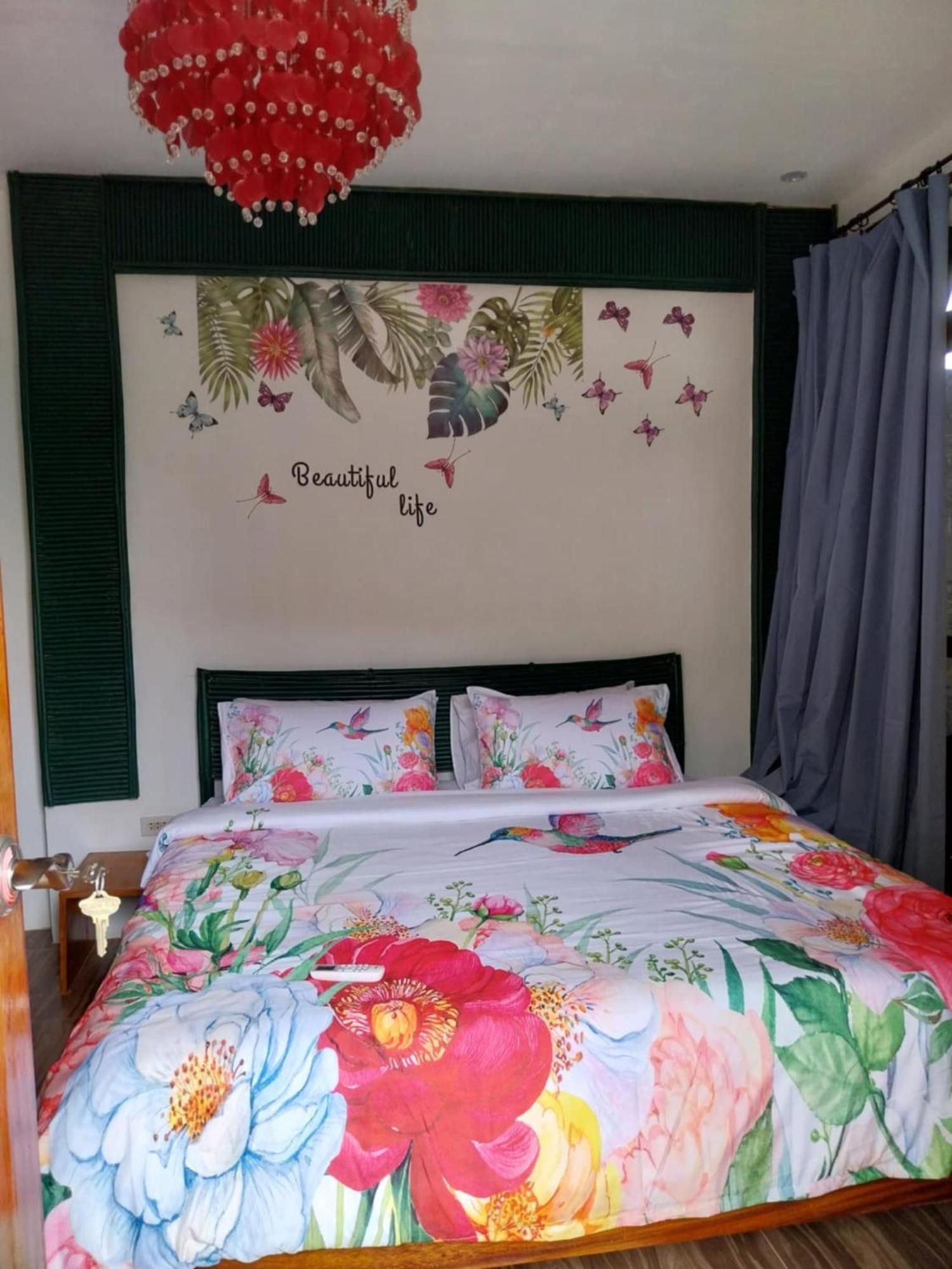 Miley Lodging Restobar New Busuanga 外观 照片